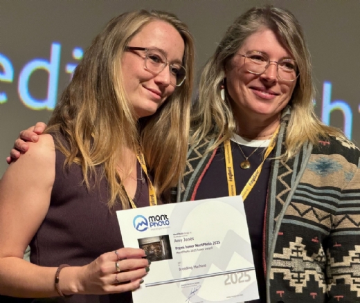 Amy Jones se alza con el premio MontPhoto 2025